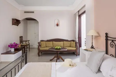 Veggera Hotel in Perissa Santorini — foto 17