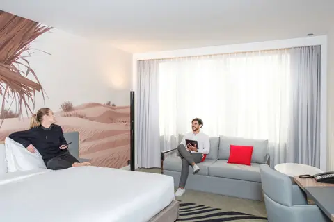 Novotel Sharjah Expo Centre in Sharjah — foto 12