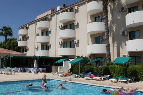 Mandalena Hotel Apartments in Παραλίμνι — foto 11