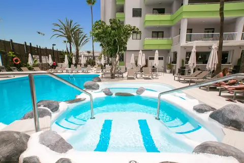 Hotel LIVVO Anamar Suites in San Bartolomé de Tirajana — foto 4