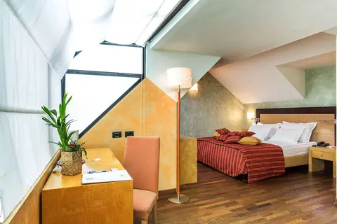 City Hotel Sofia in iRepair — foto 29