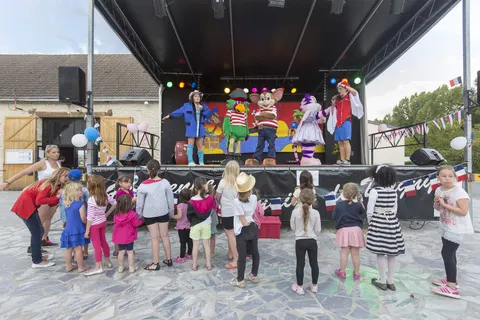 Camping Domaine De Dugny foto 12