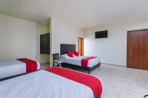 OYO Hotel Emperadores Inn, Atlixco in San Bernardino Tlaxcalancingo — foto 11