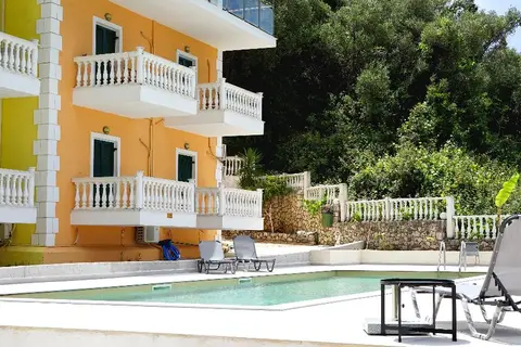 Agios Gerasimos Studios in Λουρδάτα — foto 11