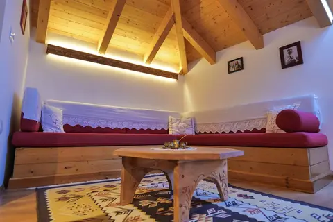 Hotel Bineri in Gjirokastra — foto 16