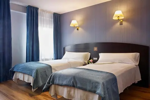 Hotel La Serrana in Aviles — foto 6