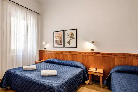 Nuova Italia in Florence, foto 11