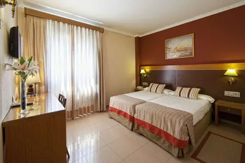 Regio 2 Hotel in Cádiz — foto 13