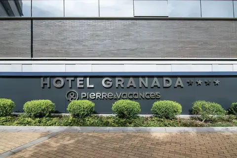 Hotel Granada by Pierre & Vacances in Granada