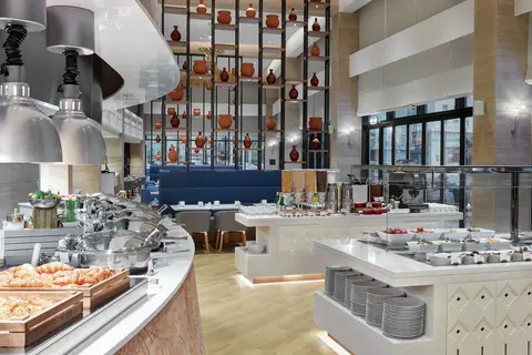 Hilton Garden Inn Muscat Al Khuwair in Muskaatdruif — foto 28