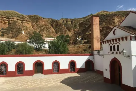 Hotel Balneario De Graena in Cortes Y Graena