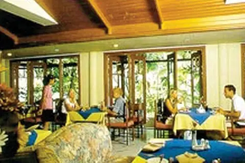 Hotel Duangjitt Resort & Spa in ตำบลป่าตอง — foto 10