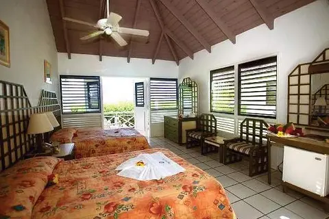 Hawksbill Resort in Five Islands — foto 2