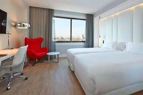 NH Collection Barcelona Gran Hotel Calderón in Barcelona — foto 20