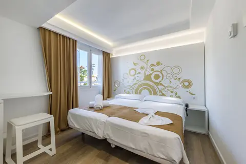 Hotel Triton Beach in Cala Ratjada — foto 28