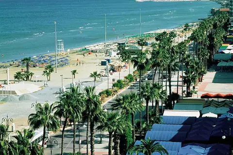 Sun Hall Hotel in Larnaca — foto 4