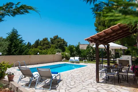 Boschetto Villas in Municipal Unit of Artemisia — foto 3