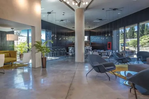 Golden Tulip Design Tbilisi in Tbilisi — foto 13