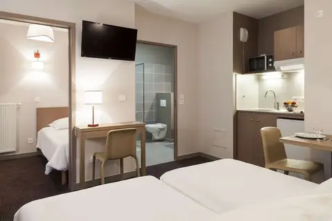 Neho Suites Porte de Geneve-Gare Annemasse in Annemasse, foto 3