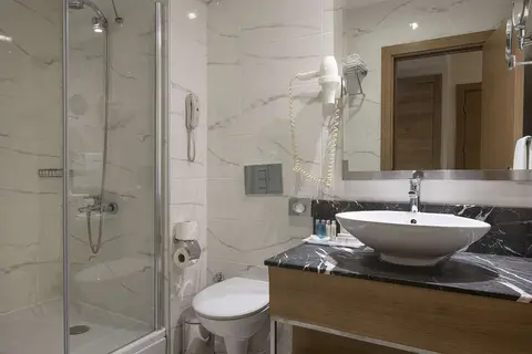 Ramada Resort by Wyndham Lara in Aksu — foto 27