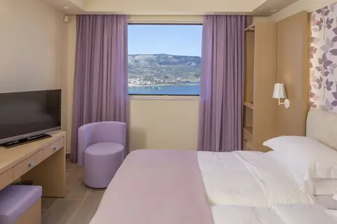 Princess Kyniska Suites in Polydroso — foto 11