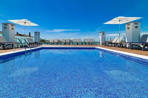 H10 Delfin in Salou — foto 15