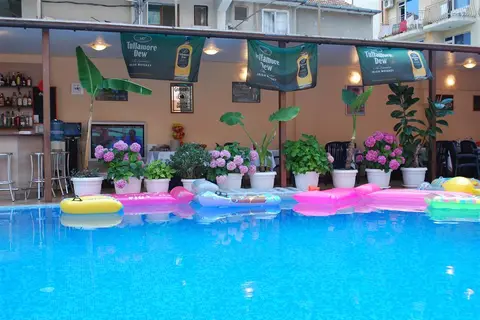 Italia in Несебър — foto 5