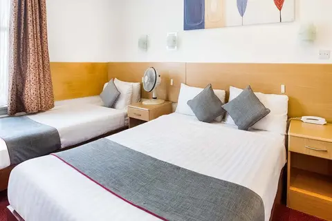 OYO London Guest House in Londen — foto 9