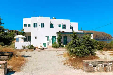 Anemoessa Studios & Rooms in Πολλώνια