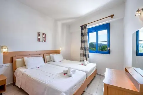 Raffaello Beach Hotel in Φαληράκι — foto 3