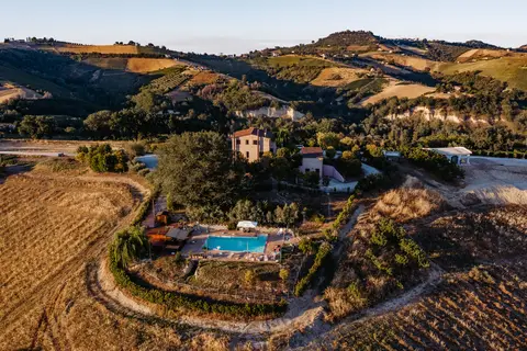 Camping Agricola La Casetta in Montefiore dell'Aso — foto 11