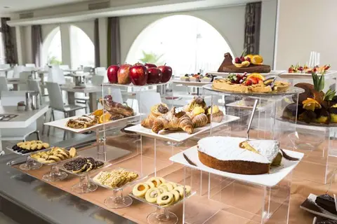 Yes Hotel Touring in Rimini, foto 14