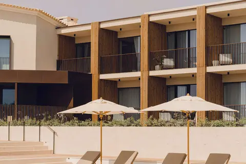 Aethos Ericeira in Encarnação