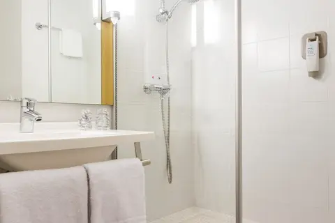 ibis Coimbra Centro in Coimbra — foto 11