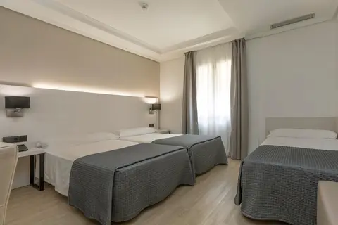 Porcel Ganivet in Madrid — foto 5