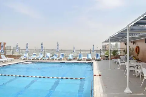 Sheraton Khalidiya Hotel in الحِصِن — foto 11