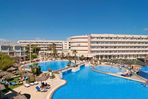 Eix Platja Daurada Hotel & Spa in Santa Margalida