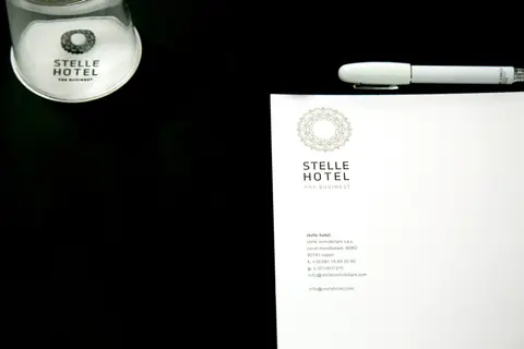 Stelle Hotel The Businest in Napels — foto 20