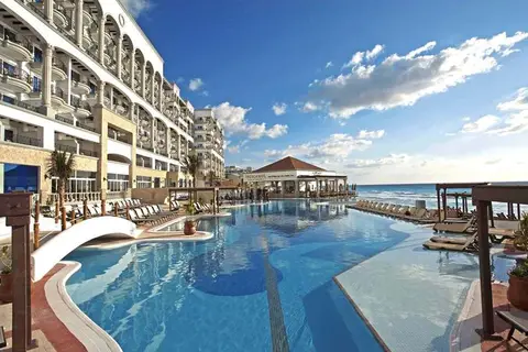 Hyatt Zilara Cancun in Cancún