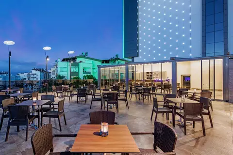 Holiday Inn Antalya - Lara in Muratpaşa — foto 12