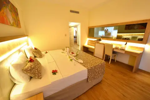 Cesars Side in Manavgat — foto 11