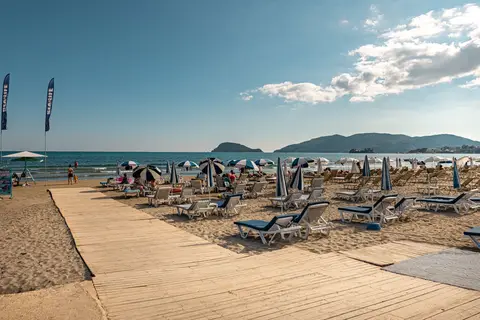 Blue Waves in Δημοτική Ενότητα Λαγανά — foto 2