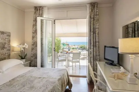 Il Negresco in Forte Dei Marmi — foto 15