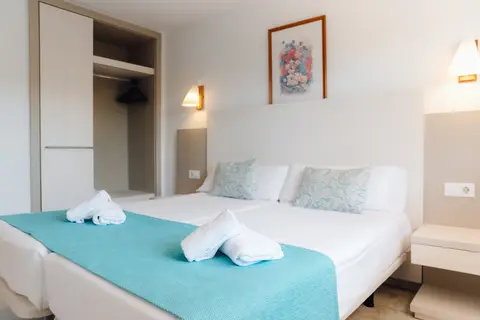 BLUESEA Lentiscos in Cala en Blanes — foto 15