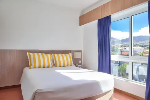 Praia Dourada in Porto Santo — foto 19