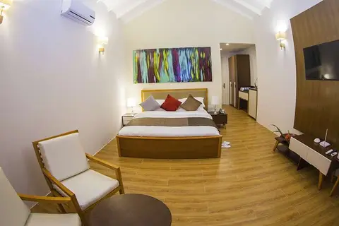 Hondaafushi Island Resort in Dhaalu Atoll — foto 13
