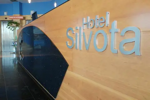 Hotel Silvota in Llanera — foto 19