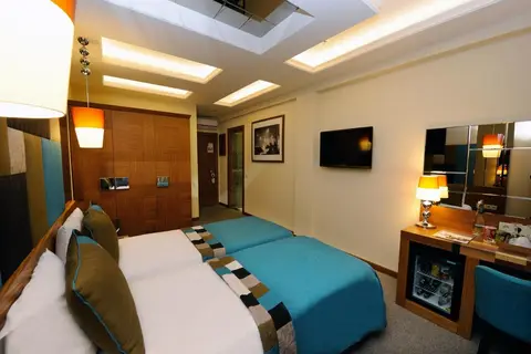 Collage Pera Hotel in Fatih — foto 16