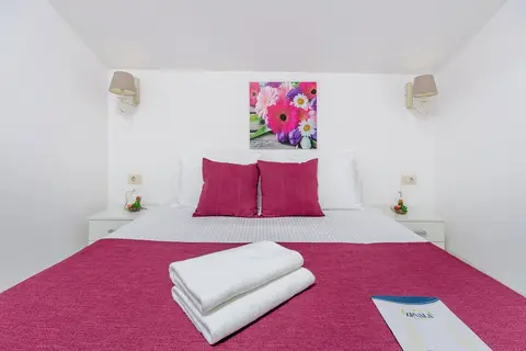Arvala Lux Apartments in Budva — foto 11
