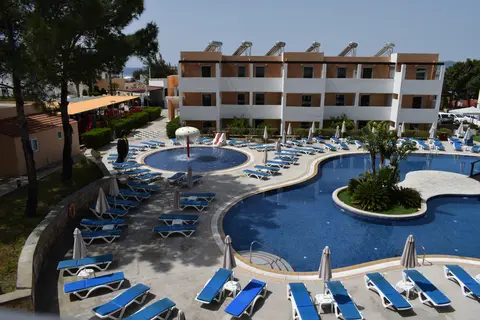 Matina Pefkos ApartHotel in Πεύκοι — foto 30